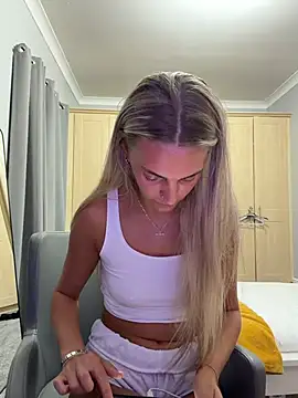 IndiaHughesUkx Live Chatraum