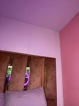 purplebunny_69 现场聊天室