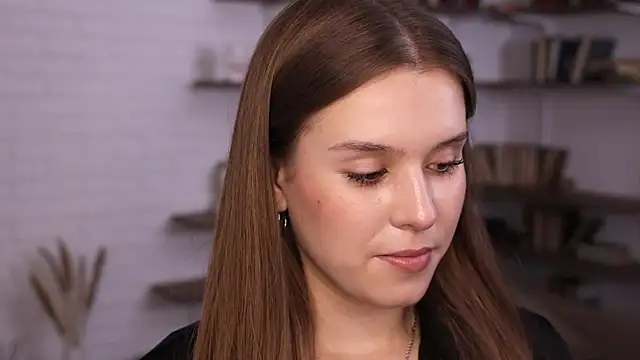 ArianaLeos чат на живо