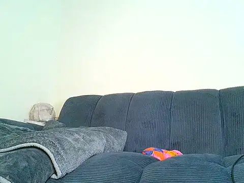 Naughty_Luna4u élő chatszobája