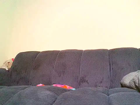 Naughty_Luna4u élő chatszobája