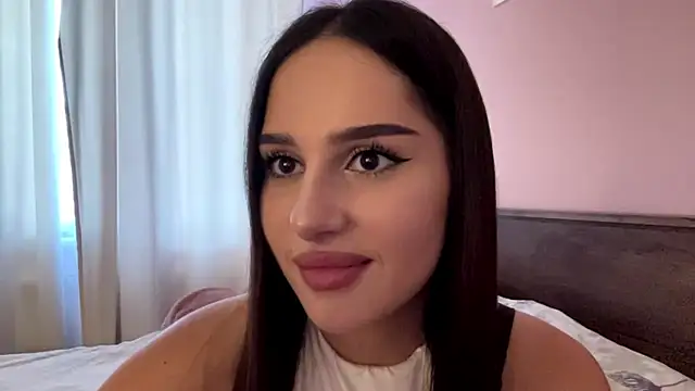 Leylanda's Live Chat Room