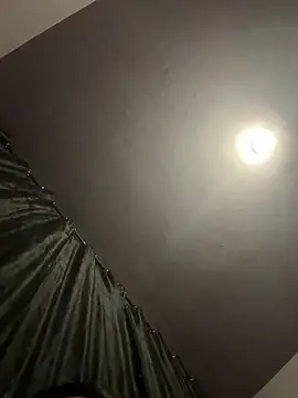 Živá chatovací místnost Tais36