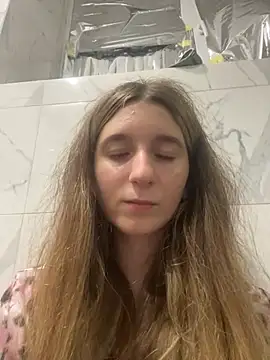 Valeria-mis' Live Chat Room