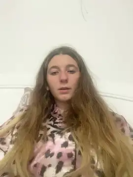 Pokazy przed seks kamerką na żywo – Valeria-mis