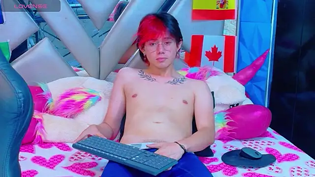 andy_Collin5 Show in webcam