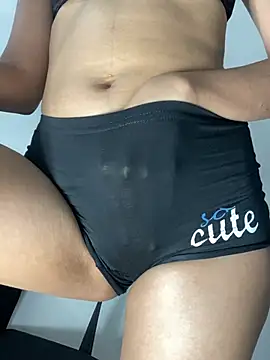 Roshelle_luxe লাইভ চ্যাট রুম