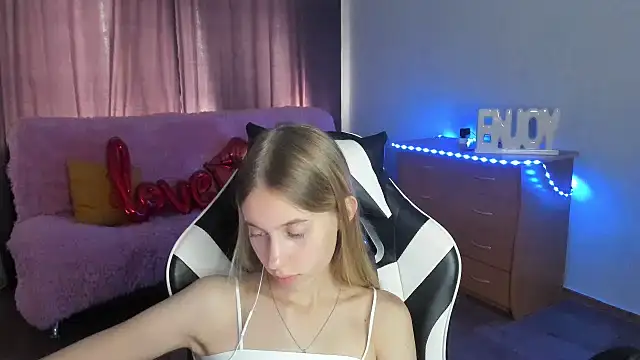 Živá chatovací místnost ModelPi