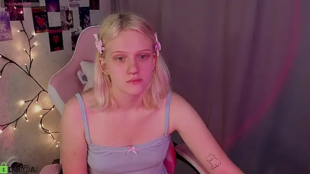 Živá chatovací místnost Lilly_Jhonass
