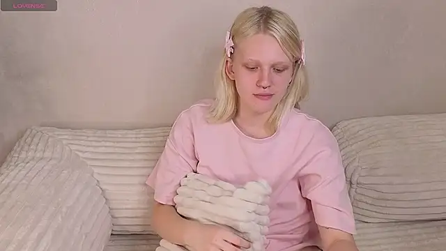 Živá chatovací místnost Lilly_Jhonass