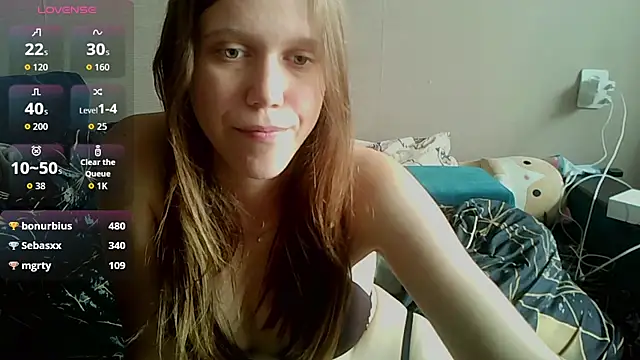 Živá chatovací místnost huba_boobies