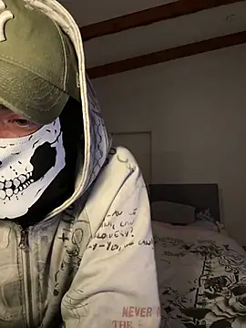 Chaos_and_cream – Naživo chatovacia miestnosť