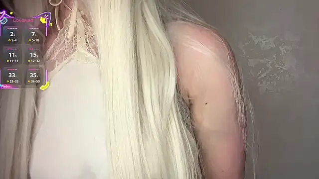 ElsaJeanX Cameră chat live