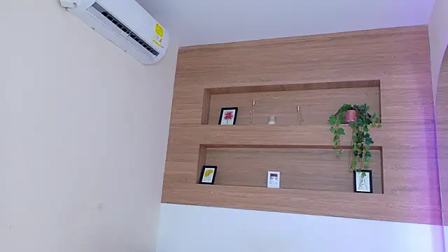 MikaellaFoxx Live Chatraum