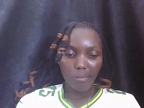 Black_beautygirlll Adlı Modelin Canlı Sohbet Odası