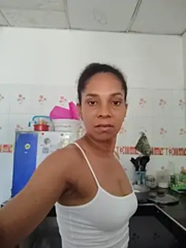 AstridMonroee 실시간 채팅방