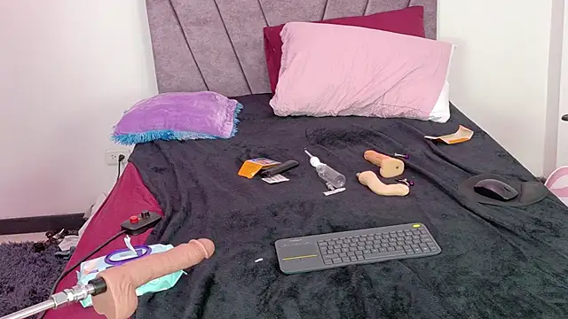 Phòng Chat Trực Tiếp AlanaRoseeX