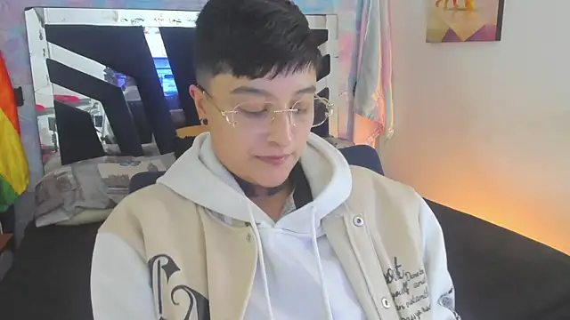 Živá chatovací místnost abby_thompson____