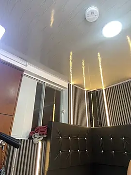 חדר צ'אט בשידור חי של nucitacouple