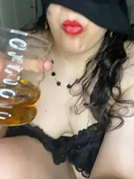 Živá chatovací místnost _LOLO_