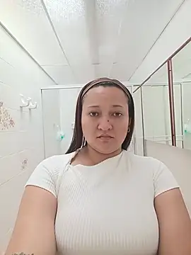 Honey-Hips Live Chatraum