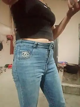 Bella-lynlyn Live Chatraum