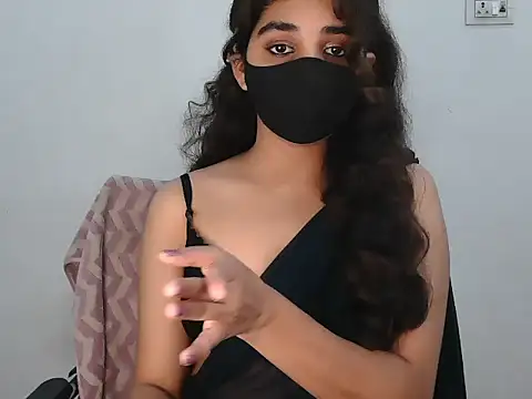 Phòng Chat Trực Tiếp Naughty_Meena