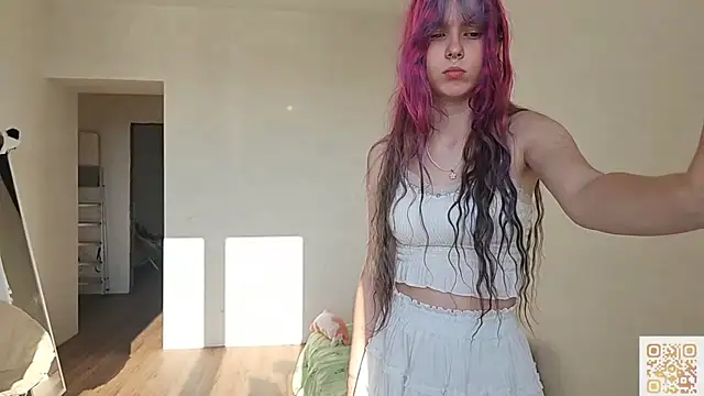 Chat soba uživo modela CowledScript