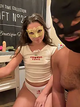 Marinefrench69n Live-seksikameraesitys
