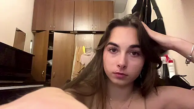 matadoraa Adlı Modelin Canlı Sohbet Odası