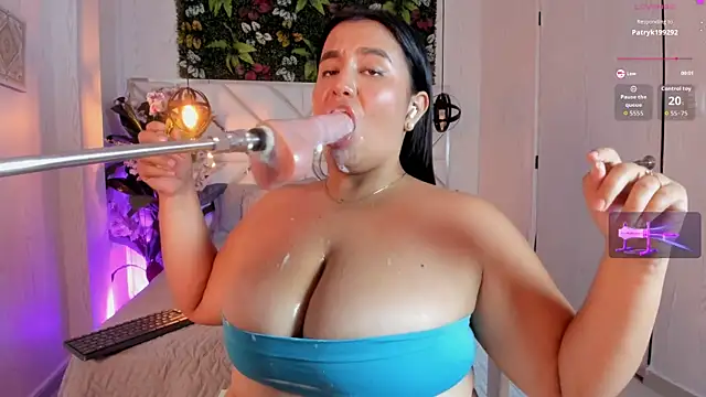Mya_Doncella Adlı Modelin Canlı Sohbet Odası