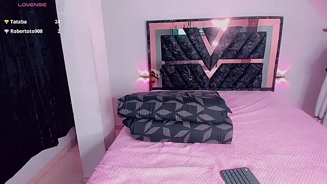 Živá chatovací místnost Lux_Nyx