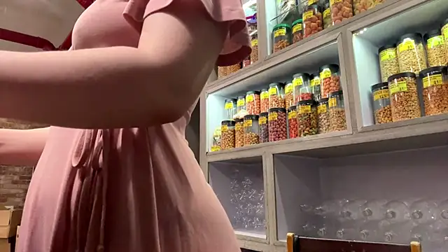 SuzanMoote's Live Sex Cam Show