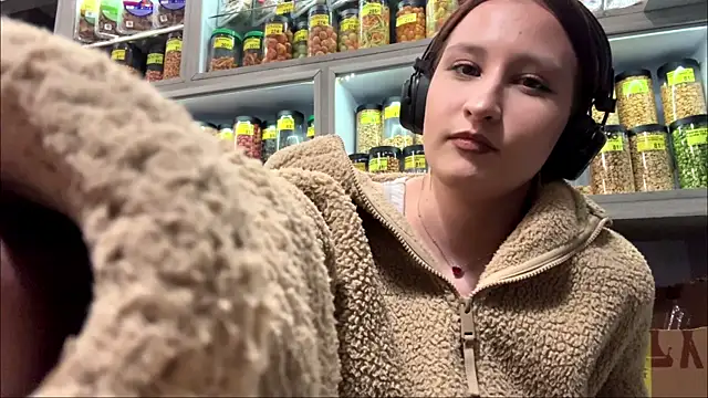 SuzanMoote – live chatrum