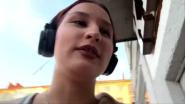Chat soba uživo modela SuzanMoote