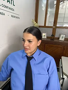 غرفة دردشة KateRousee المباشرة