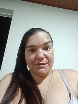 Zuleyka_47 – Naživo chatovacia miestnosť