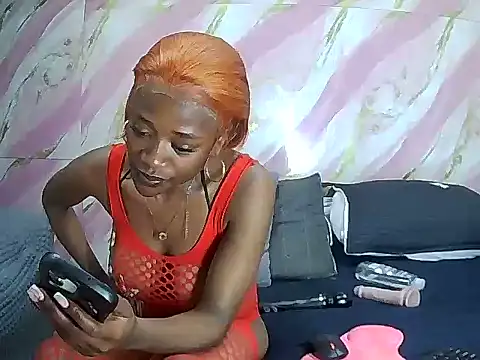 SexyAdel11 – live chatrum