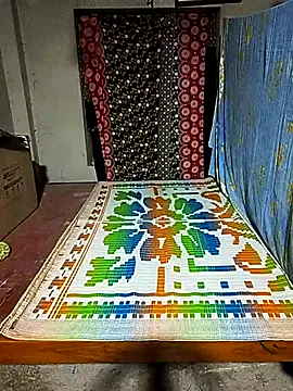 Hot_Urvashi_ লাইভ চ্যাট রুম