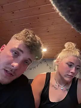 عرض كام LeonundLisaxxx الجنسي المباشر