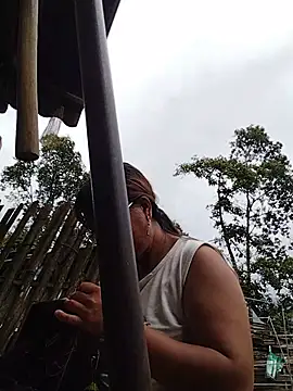 Mai-lingg Ruang Obrolan Langsung