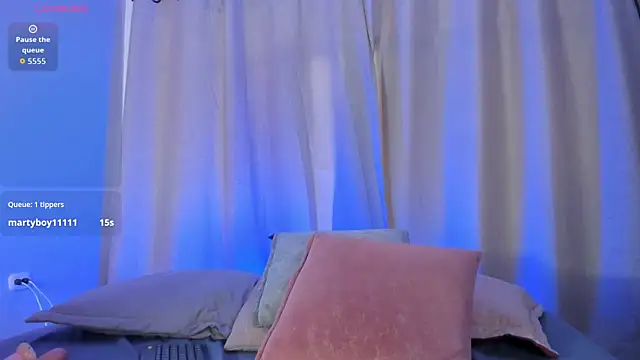 غرفة دردشة Miia_Anderson_1 المباشرة