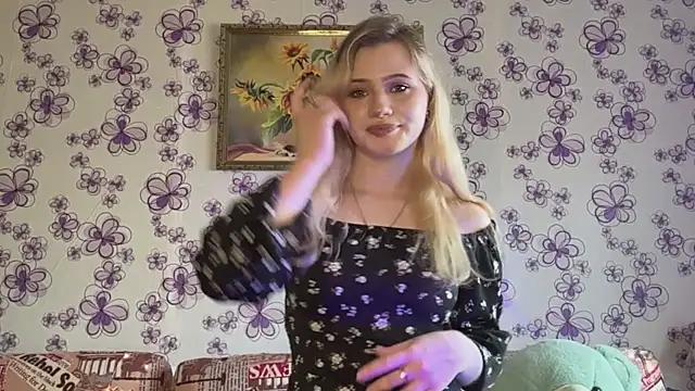 EarlineStrojnys – live sex-cam-show