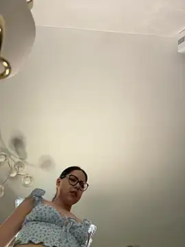Phòng Chat Trực Tiếp KaylaLewyss