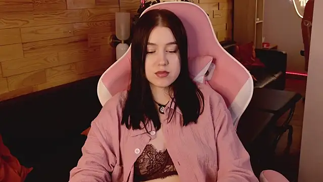 Pokój czatu na żywo – _Mimi_Shine_