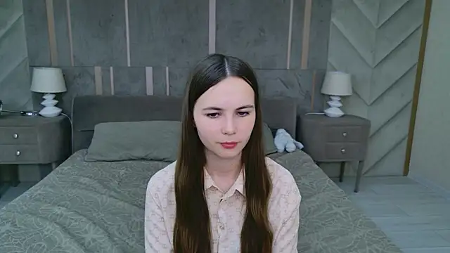 Thalia_Croft Adlı Modelin Canlı Sohbet Odası