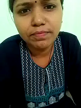 hotrinastudent – live chatrum