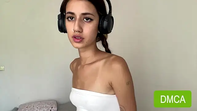 הופעת סקס קאם בשידור חי של JuliaPierce