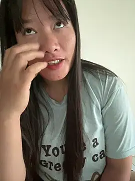 ห้องแชทสดของ Zully-