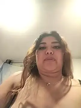 Živá chatovací místnost XamantaCurvy